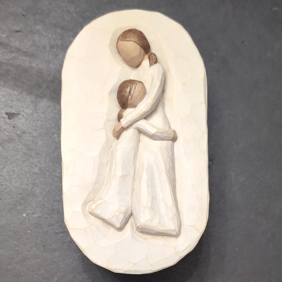 Willow Tree Mother And Daughter Trinket Box. - Picture 1 of 7